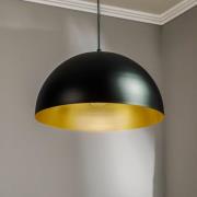 Riippuvalo Beta, musta-kultainen