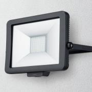 Theben theLeda B50L LED-kohdevalaisin ulos musta