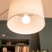 Philips-LED-lamppu E27 7W 806lm 2700K matta 2 kpl