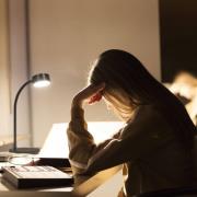 OSRAM LED-pöytälamppu Office Line Cylinder musta CCT himmennettävä