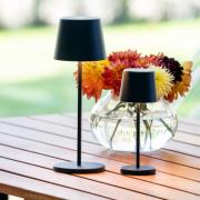 LED-akkukäyttöinen LED-pöytävalaisin Vence, korkeus 32 cm, musta, IP54...