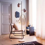 Dyberg Larsen Ocean-maavalaisin, beige, korkeus 160 cm, 2-lamppuinen.