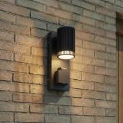 Lindby Enerio -ulkoseinälamppu, musta, pistorasia, GU10, IP44