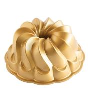 Nordic Ware - Pirouette Bundt® Kakkuvuoka 2,4 L Kulta