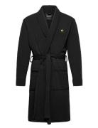 Matthew Aamutakki Kylpytakki Black Lyle & Scott