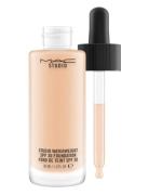 Studio Waterweight Spf 30 /Pa++ Foundation Meikkivoide Meikki MAC