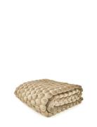 Egg Throw 130X170Cm Home Textiles Cushions & Blankets Blankets & Throw...