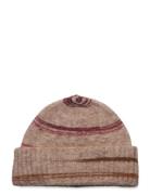 Linda Accessories Headwear Beanies Beige Baum Und Pferdgarten