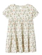 Nmflavo Eri Ss Dress Lil Dresses & Skirts Dresses Casual Dresses Short...